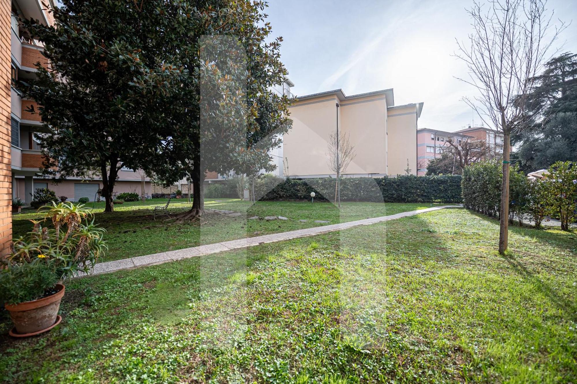 Homiday - Pisa - Elegant Apartment- 3 Camere 2 Bagni エクステリア 写真